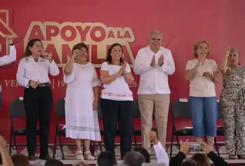 Entrega Gobierno de Veracruz 5 mil 580 apoyos funcionales y a la familia