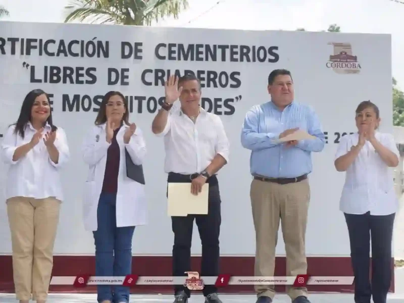 Reciben cementerios municipales certificación por mantener espacios libres de criaderos de dengue