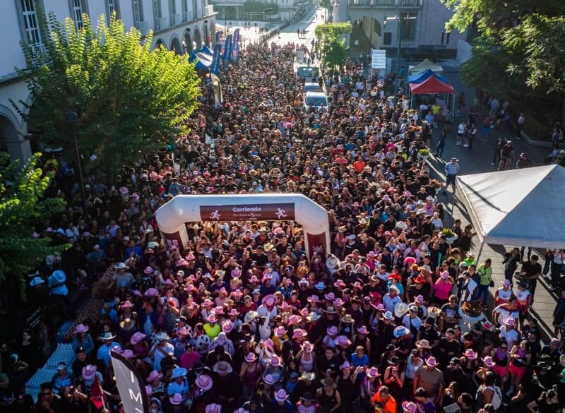 En el marco de la Ruta Recreativa, más de 3 mil personas participaron en el Social Running; único en su tipo en el país