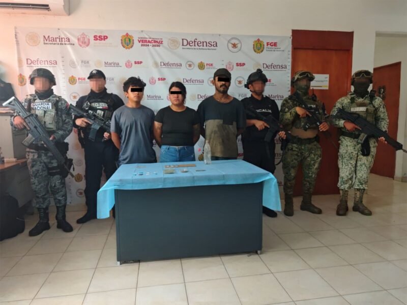 Operativo encabezado por SSP y FGE, con apoyo de fuerzas federales, asegura más de 54 kilos de presunta marihuana y 30 mil litros de hidrocarburo