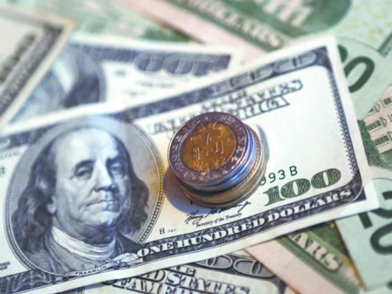 Peso mexicano se aprecia frente al dólar tras anuncio de política monetaria del Banxico