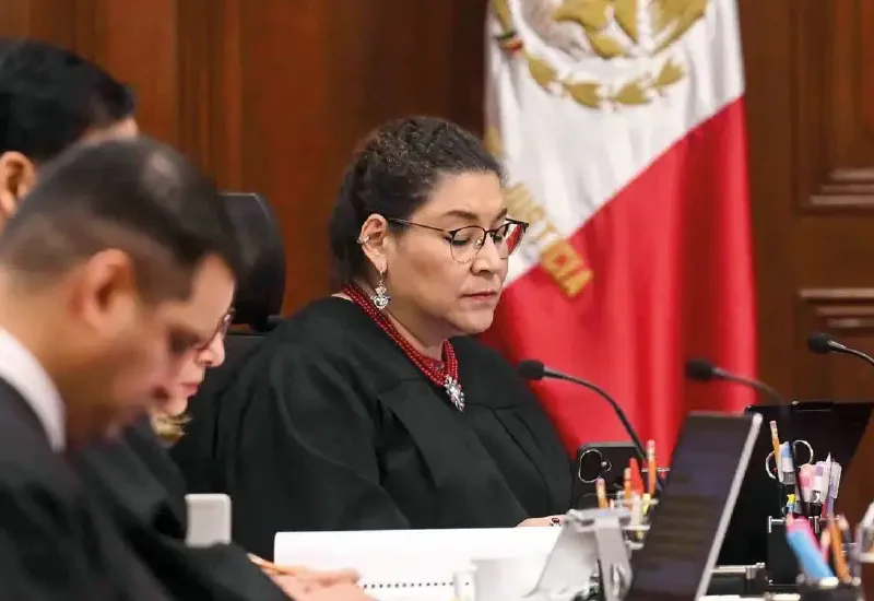 Una contradicción constitucional pone en vilo la presidencia de la ministra Lenia Batres