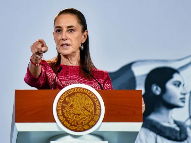 Sheinbaum: en salud hay fallas, pero no crisis; “no estamos cruzados de brazos”