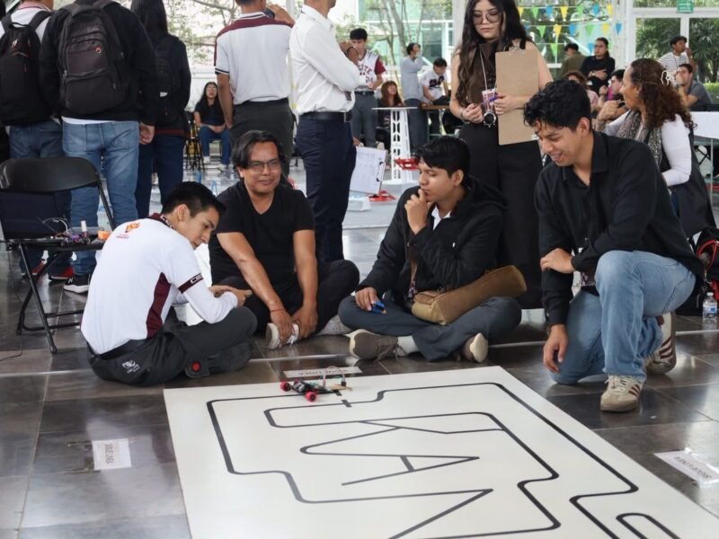 Concluye Expo Feria de Ciencia y Tecnología CECyTEV con una participación superior a los mil estudiantes