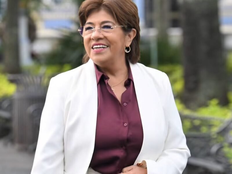 Otorgan a Rosa María premio internacional por su política de bienestar alimentario